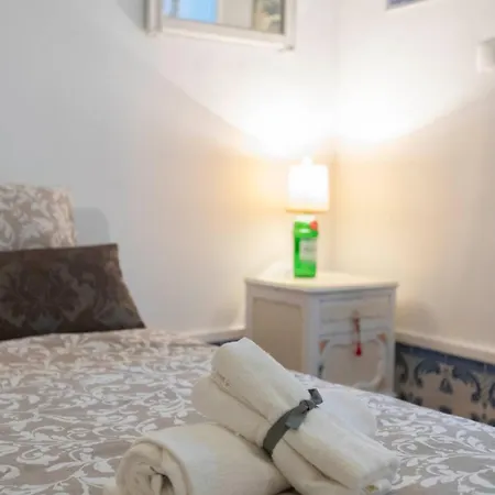 Cozy Flat In The Heart Of 아파트 *