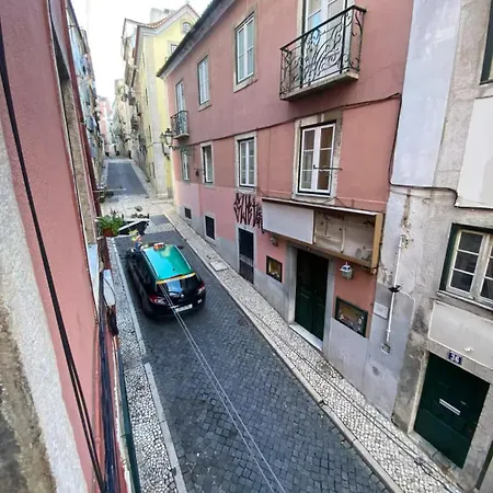 Apartment Cozy Flat In The Heart Of *